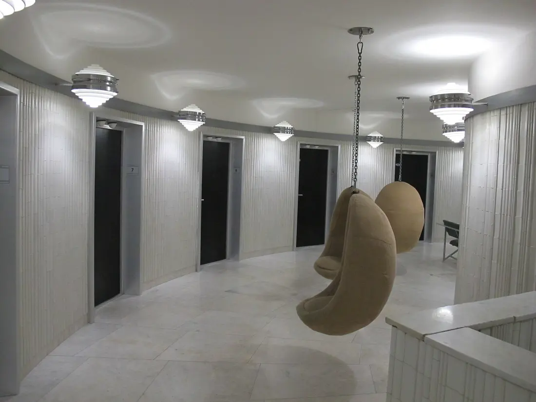 Hotel Ještěd chodba 05